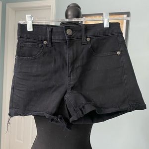 American Eagle black shorts